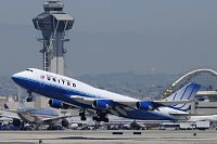 LAX United B744 N182UA